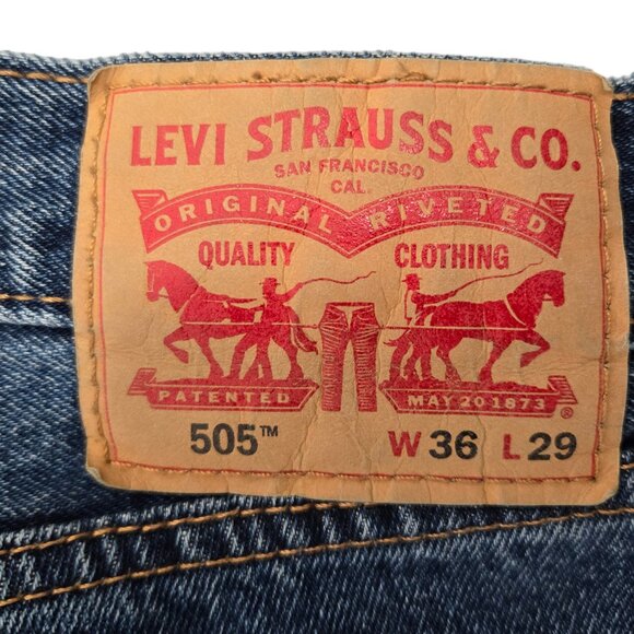 Levis 505 Jeans - Red Tab - Size 36x29 - Straight Leg - Like New - Picture 5 of 12